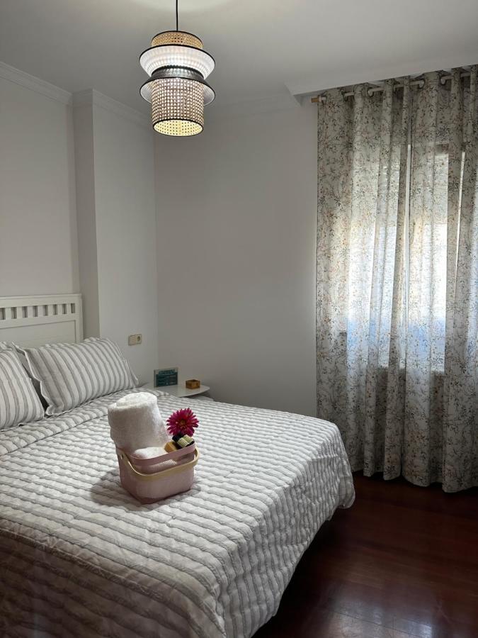 Appartement O Xaneiro à Noia Extérieur photo